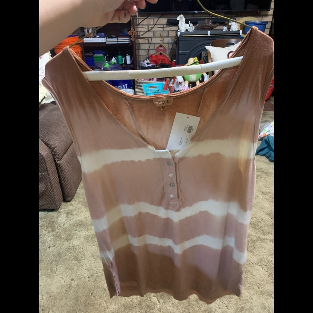 Sleeveless top nwt